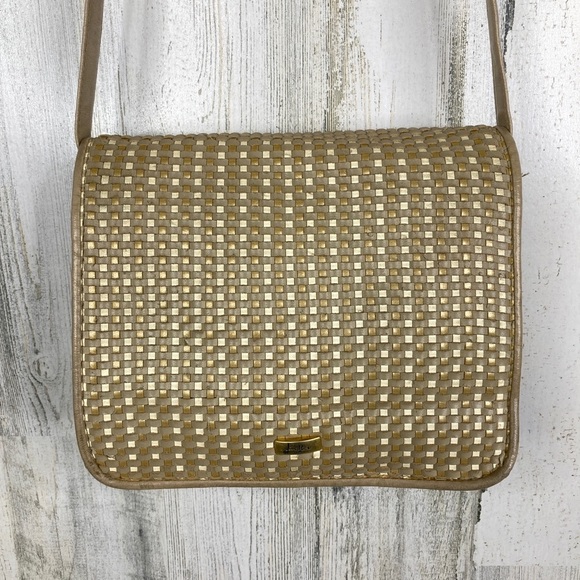 Vintage Handbags - Vintage leather basketweave crossbody organizer